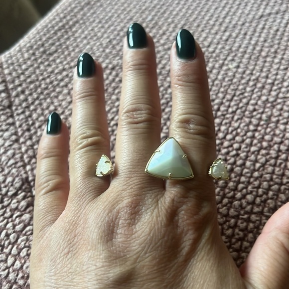 Kendra Scott Floating Triple Ring - Picture 5 of 7